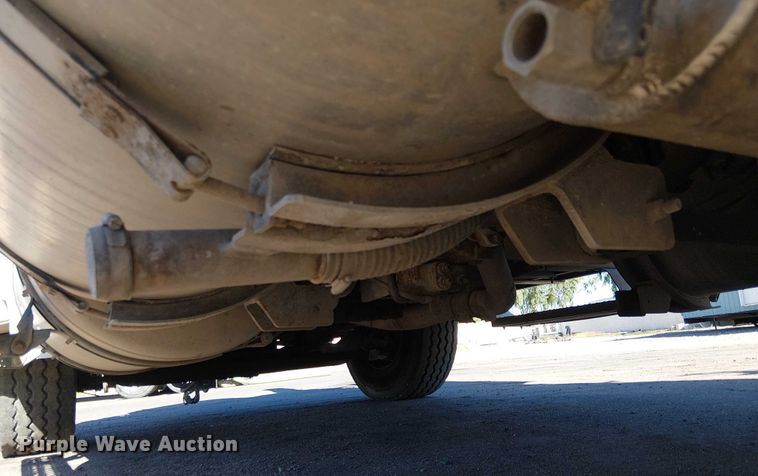 image for item EE5060 2005 Sterling L7500 sewer jetter truck