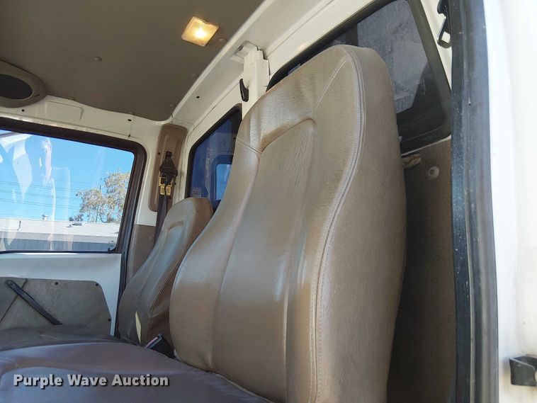 image for item EE5060 2005 Sterling L7500 sewer jetter truck