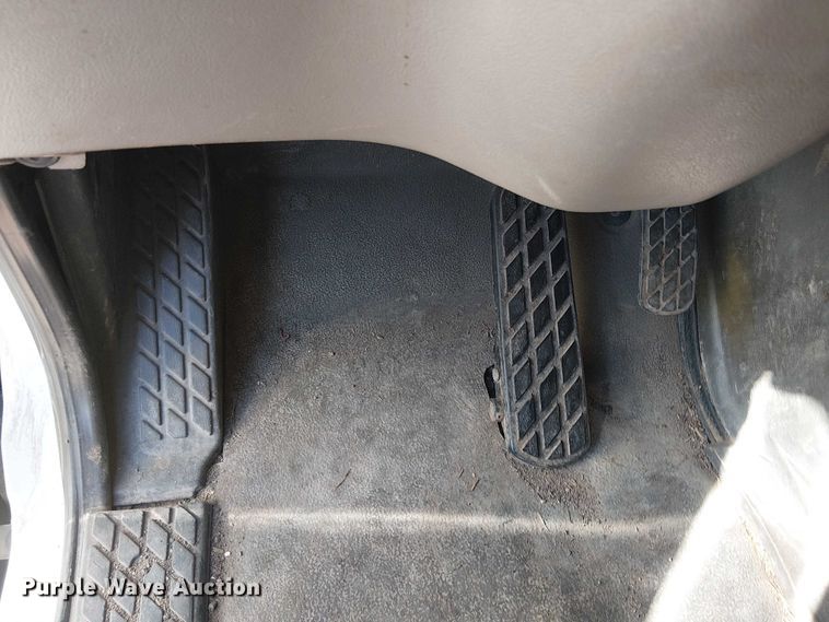 image for item EE5060 2005 Sterling L7500 sewer jetter truck