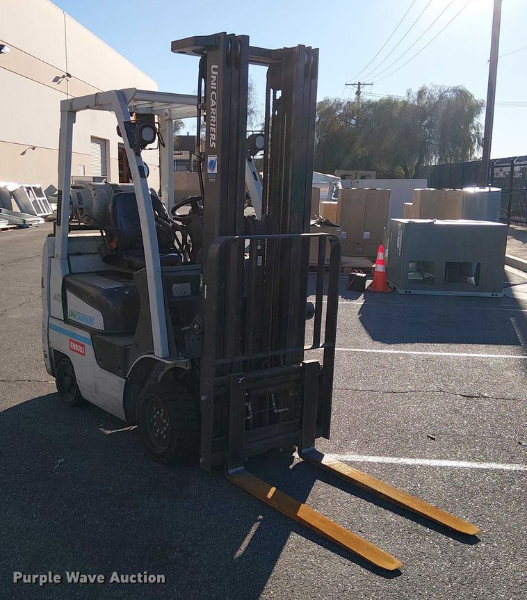 image for item EE5061 2017 UniCarriers CFS40 forklift
