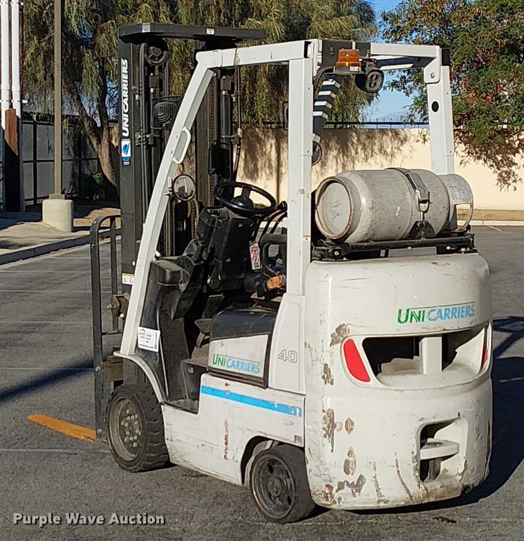 image for item EE5061 2017 UniCarriers CFS40 forklift