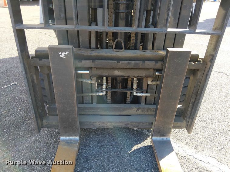 image for item EE5061 2017 UniCarriers CFS40 forklift