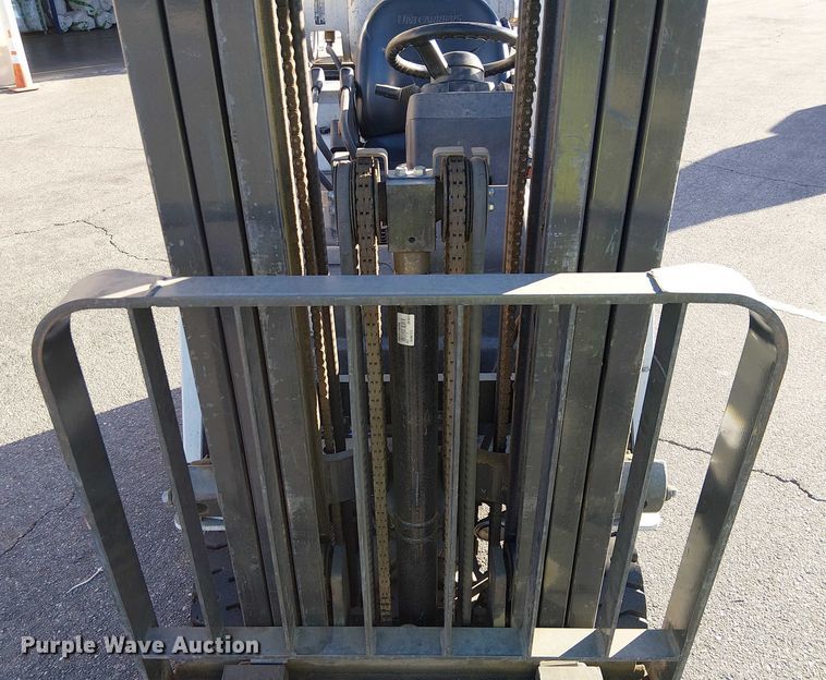 image for item EE5061 2017 UniCarriers CFS40 forklift