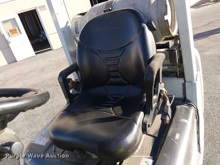 image for item EE5061 2017 UniCarriers CFS40 forklift