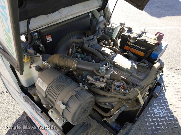 image for item EE5061 2017 UniCarriers CFS40 forklift