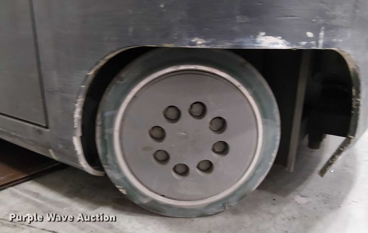 image for item EE5064 2017 Crown RM6095S-45 reach truck