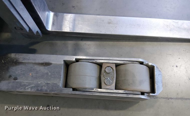 image for item EE5065 2017 Crown RM6095S-45 order picker