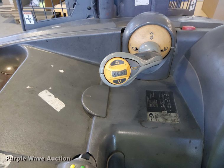 image for item EE5067 2017 Crown RM6095-45 order picker