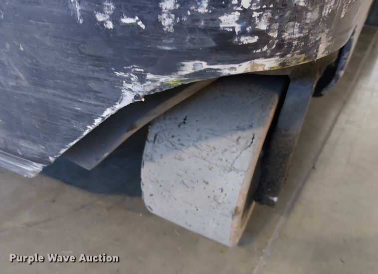 image for item EE5067 2017 Crown RM6095-45 order picker