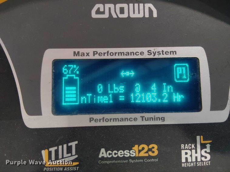 image for item EE5068 2017 Crown RM6095S-45 reach truck