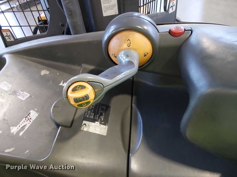 image for item EE5068 2017 Crown RM6095S-45 reach truck