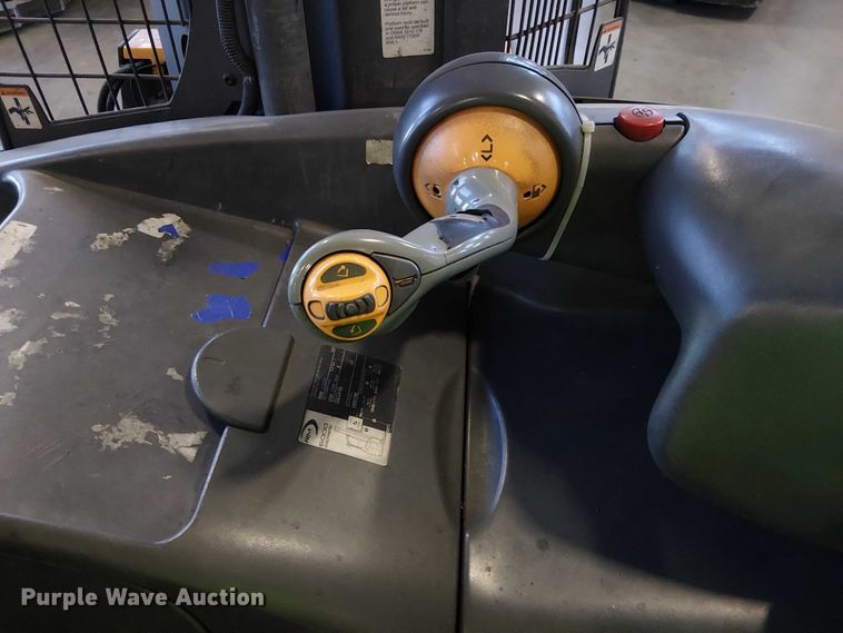 image for item EE5069 2017 Crown RM6095S-45 reach truck