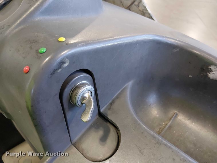 image for item EE5070 2017 Crown RM6095S-45 order picker