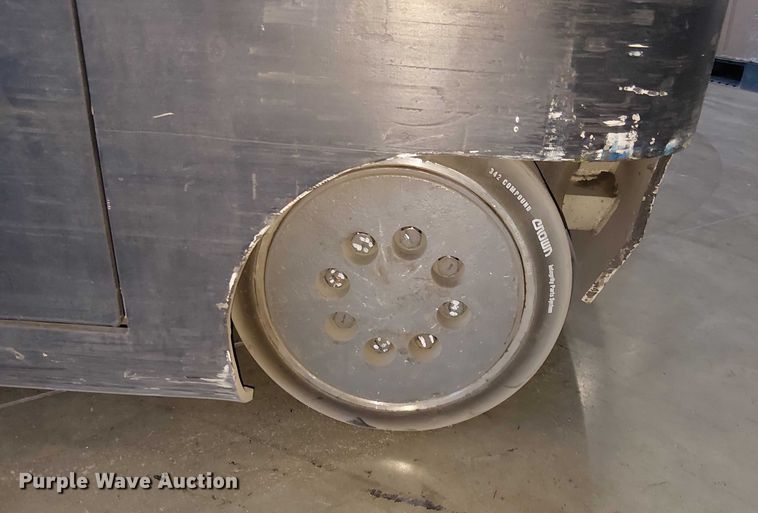 image for item EE5070 2017 Crown RM6095S-45 order picker