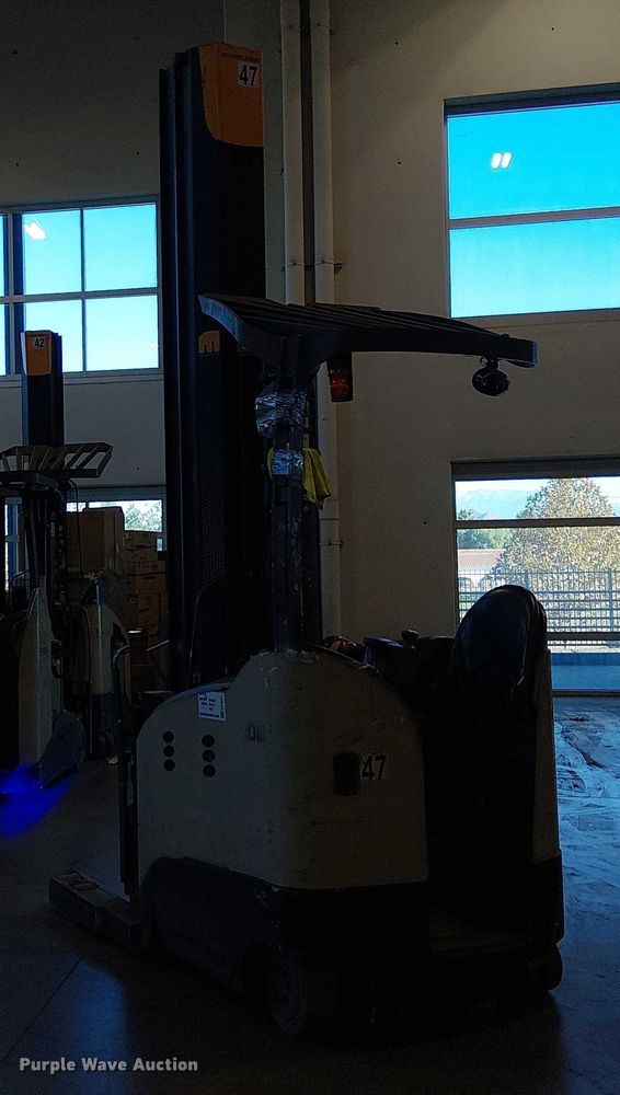 image for item EE5071 2017 Crown RM6095S-45 order picker