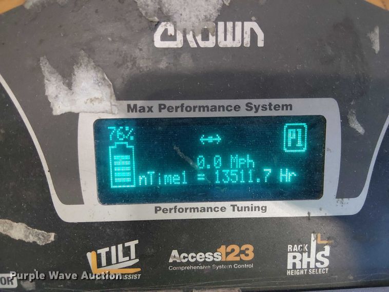 image for item EE5071 2017 Crown RM6095S-45 order picker