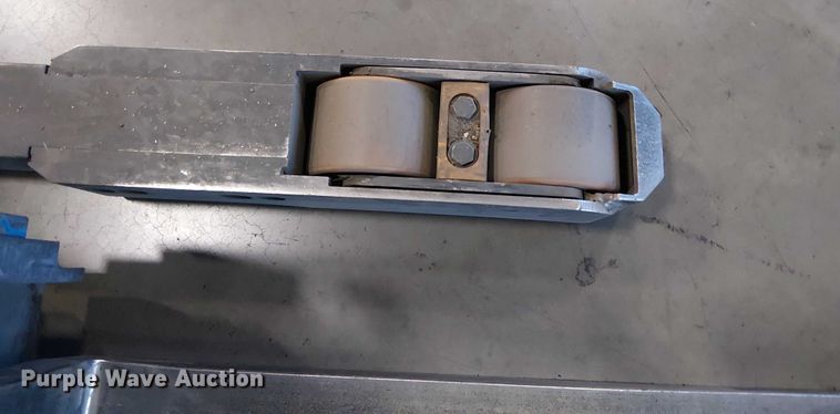 image for item EE5073 2017 Crown RM6025-45 order picker