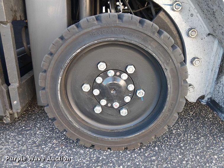 image for item EE5074 2019 UniCarriers CFS40 forklift