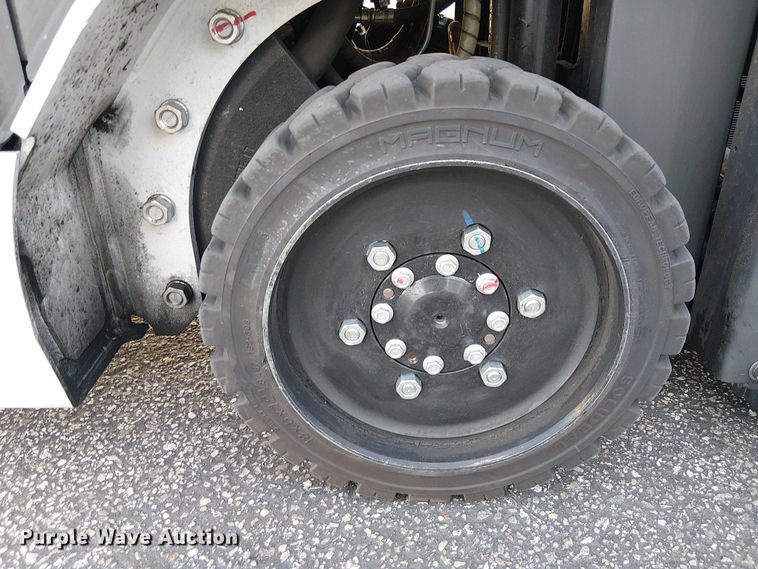 image for item EE5074 2019 UniCarriers CFS40 forklift