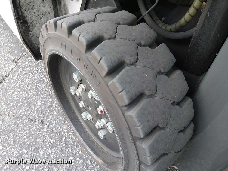 image for item EE5074 2019 UniCarriers CFS40 forklift