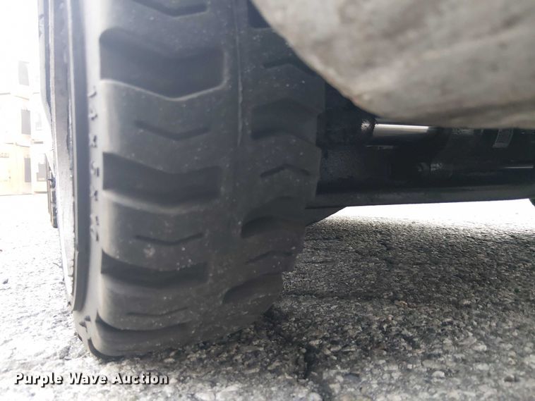 image for item EE5075 2017 UniCarriers CFS40 forklift