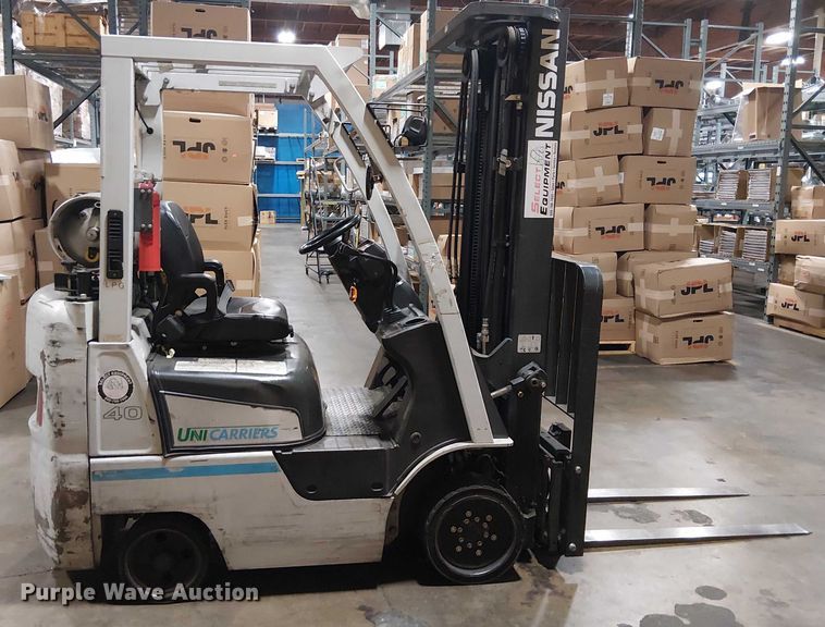 image for item EE5076 2016 UniCarriers CFS40 forklift