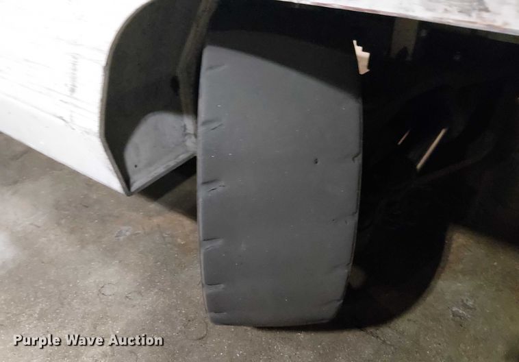 image for item EE5076 2016 UniCarriers CFS40 forklift