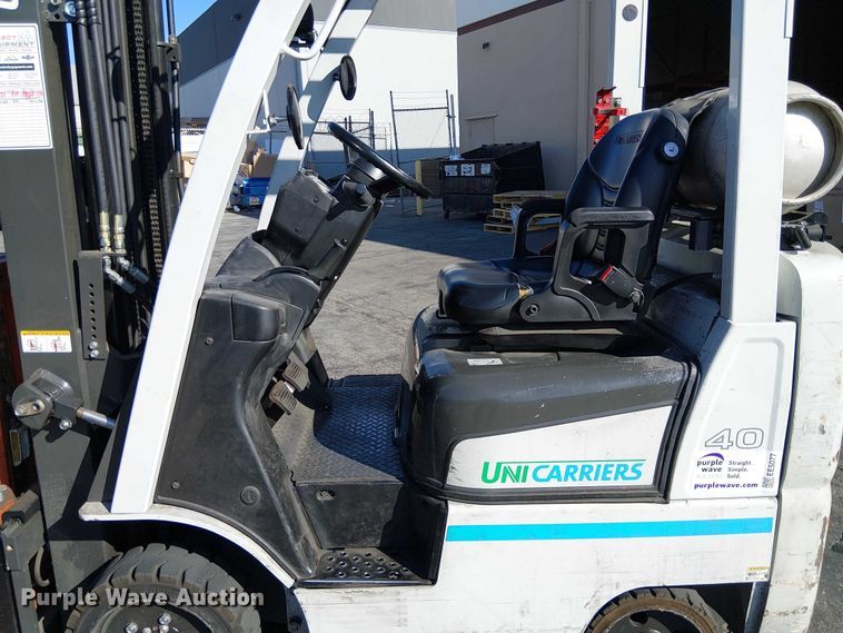 image for item EE5077 2017 UniCarriers CFS40 forklift