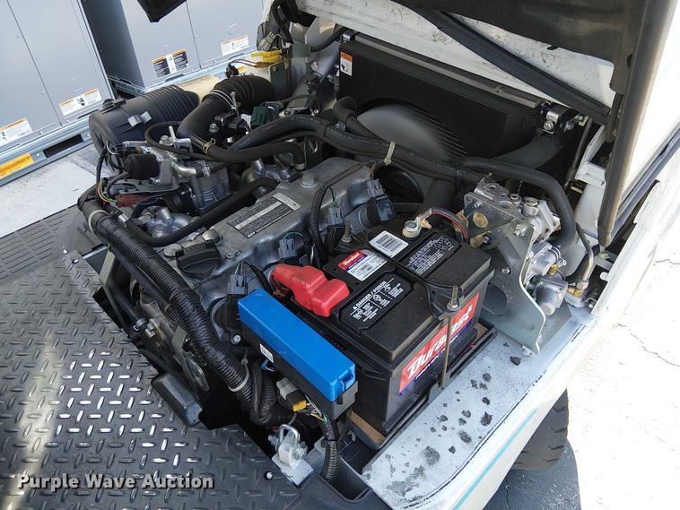 image for item EE5077 2017 UniCarriers CFS40 forklift