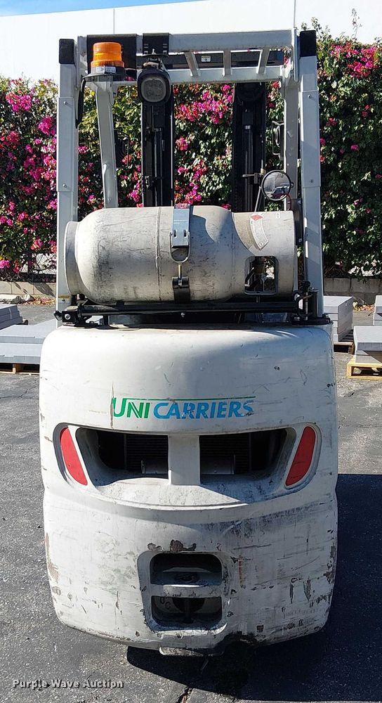 image for item EE5078 2017 UniCarriers CFS40 forklift
