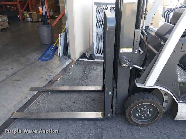 image for item EE5078 2017 UniCarriers CFS40 forklift