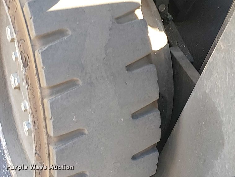 image for item EE5078 2017 UniCarriers CFS40 forklift