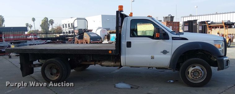 image for item EE5079 2016 Ford F550 flatbed truck