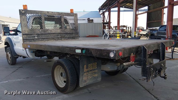 image for item EE5079 2016 Ford F550 flatbed truck
