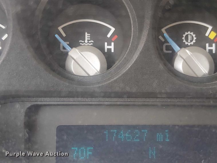 image for item EE5079 2016 Ford F550 flatbed truck