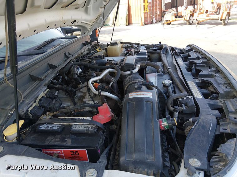 image for item EE5079 2016 Ford F550 flatbed truck