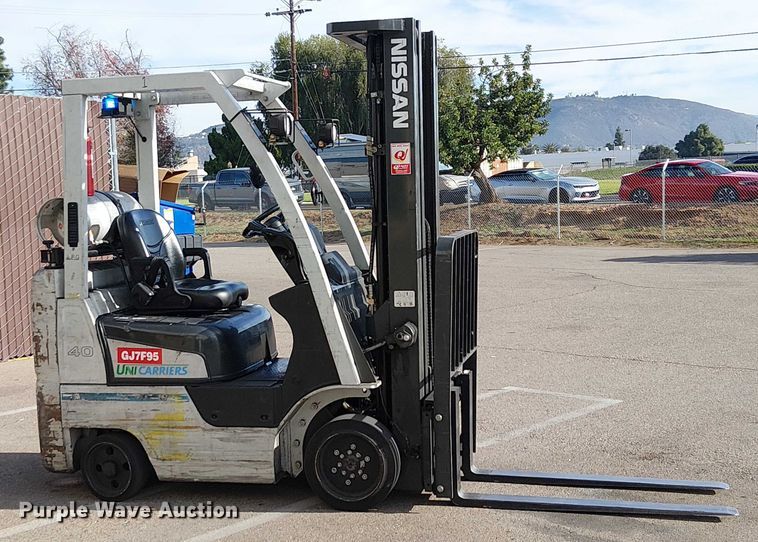 image for item EE5082 2016 UniCarriers CFS40 forklift