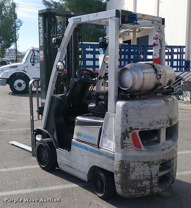 image for item EE5082 2016 UniCarriers CFS40 forklift