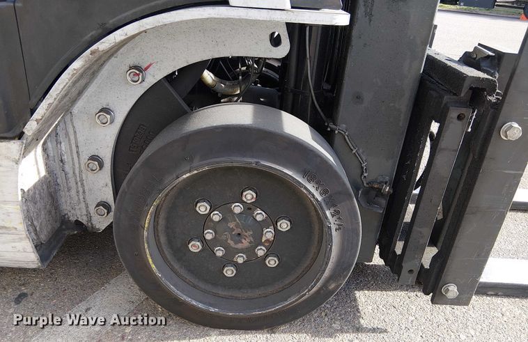 image for item EE5082 2016 UniCarriers CFS40 forklift