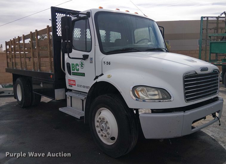 image for item EE5083 2008 Freightliner Business Class M2 flatbed truck