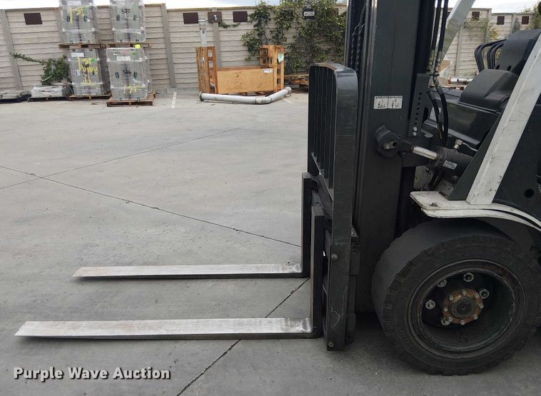 image for item EE5086 2016 UniCarriers PF70 forklift