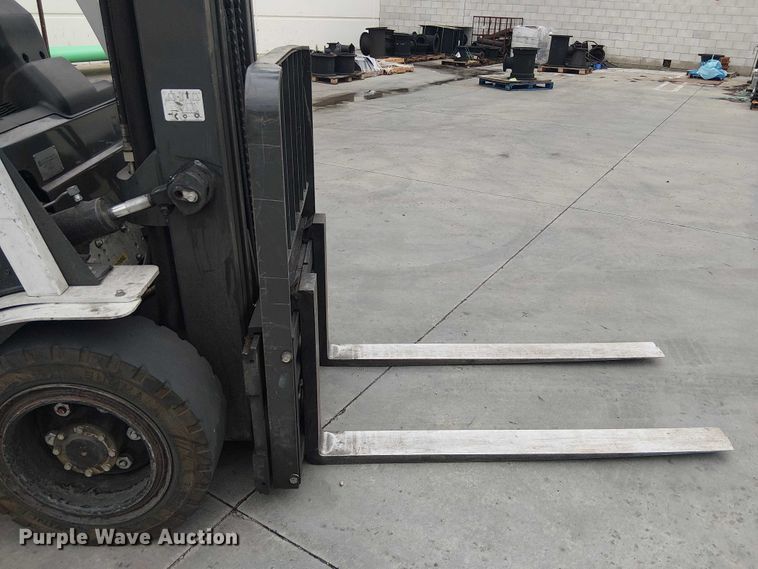 image for item EE5086 2016 UniCarriers PF70 forklift