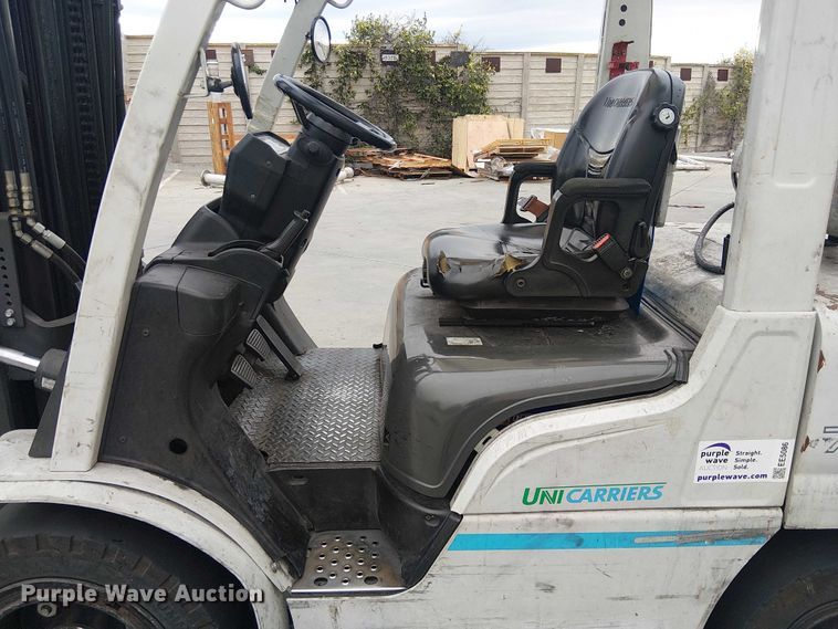 image for item EE5086 2016 UniCarriers PF70 forklift