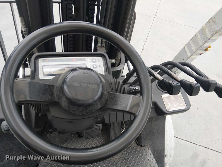 image for item EE5086 2016 UniCarriers PF70 forklift