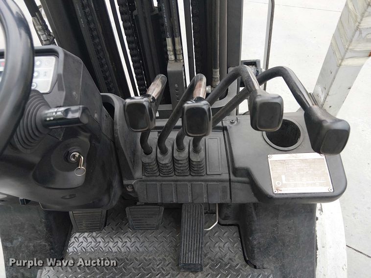 image for item EE5086 2016 UniCarriers PF70 forklift