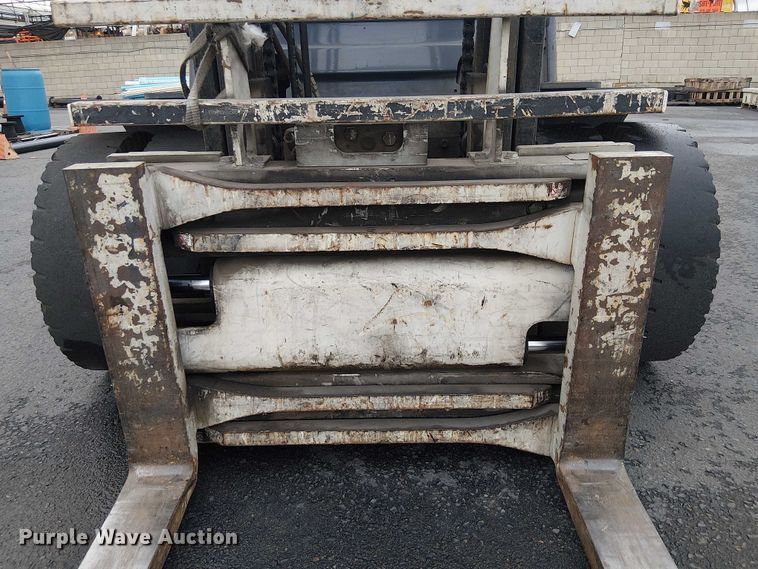 image for item EE5088 2007 Toyota 8FGU32 forklift