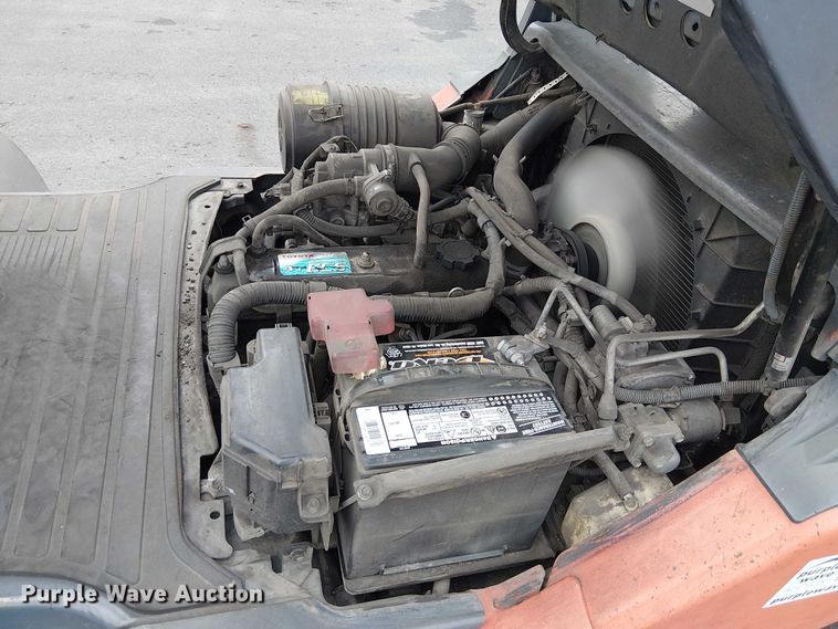 image for item EE5088 2007 Toyota 8FGU32 forklift