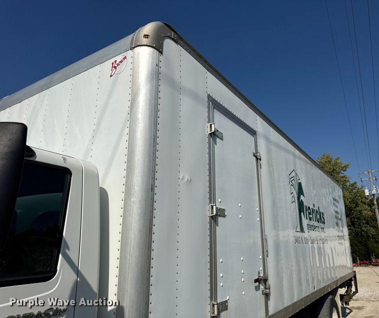 image for item EF2244 2013 International 4300 box truck