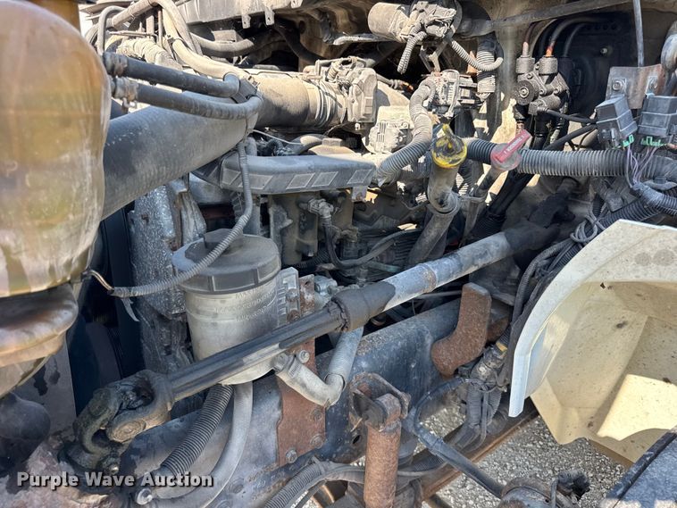 image for item EF2244 2013 International 4300 box truck