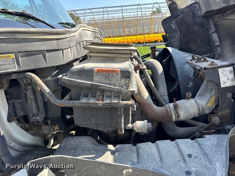 image for item EF2244 2013 International 4300 box truck